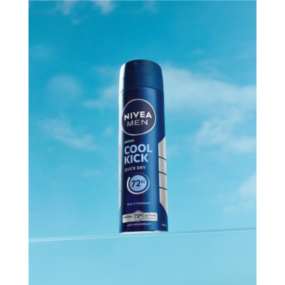NIVEA MEN Cool Kick Deodorant Spray - Anti-Transparant Deo - 72u Bescherming - Voordeelverpakking - 6 x 150 ml